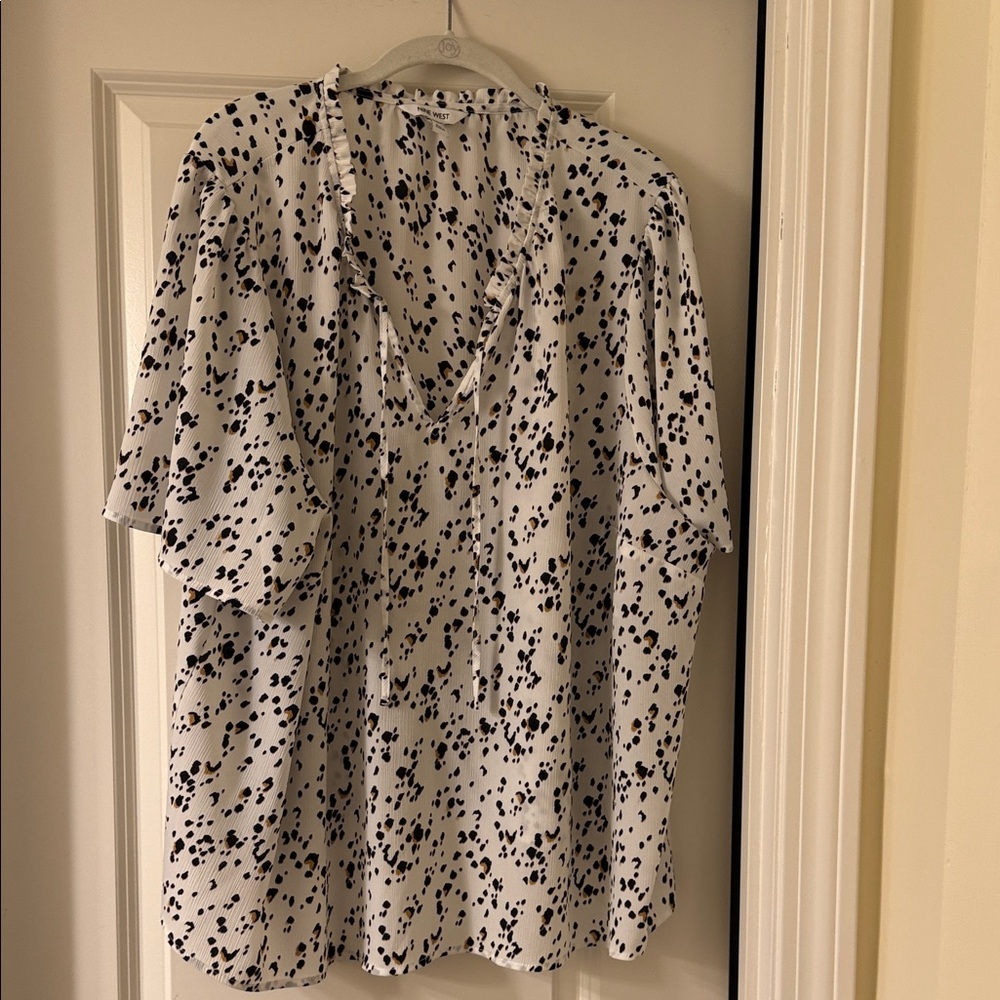 Nine West Black and White Blouse